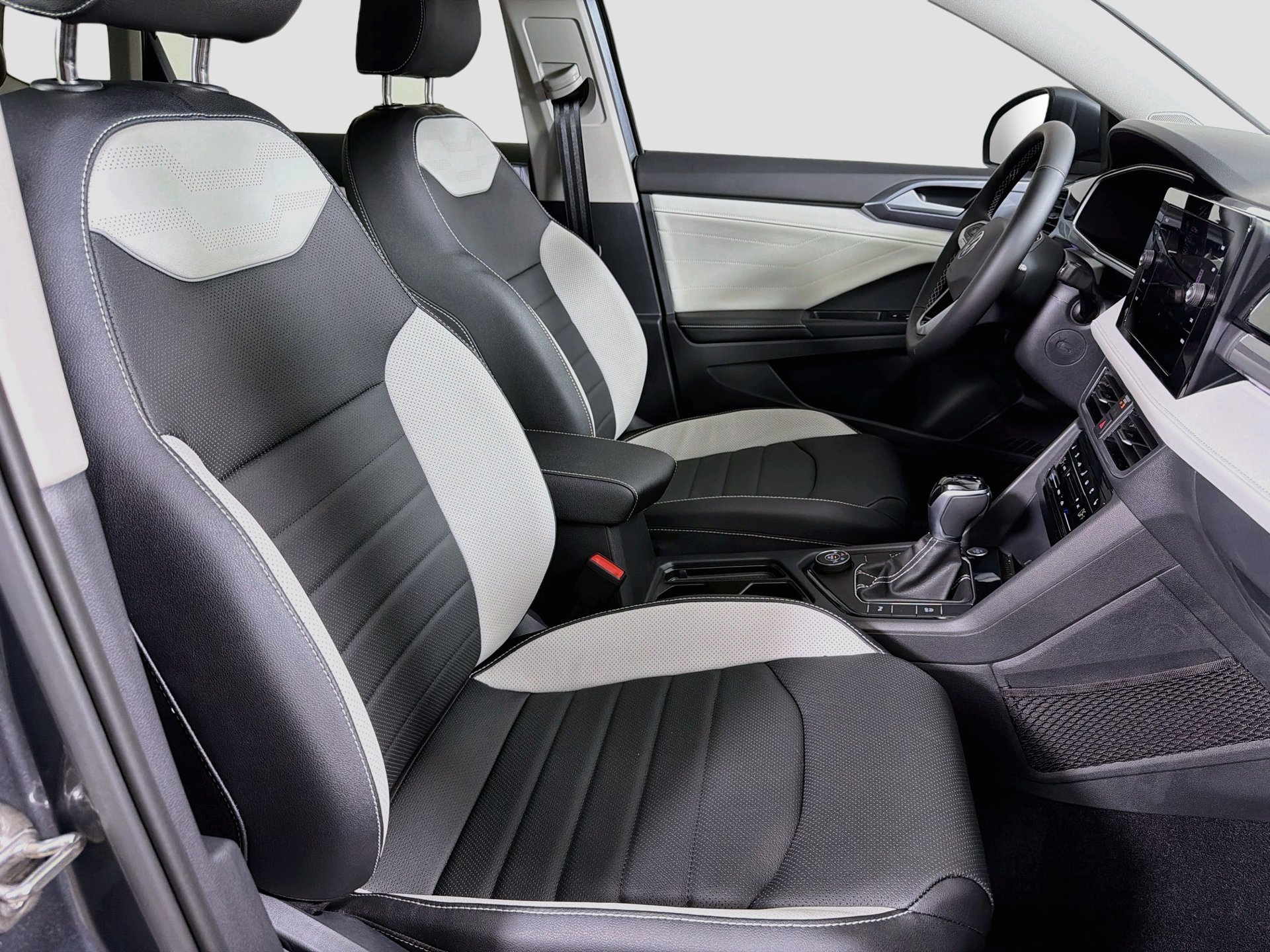 New 2027 Gray Volkswagen 1.5T SEL image 28