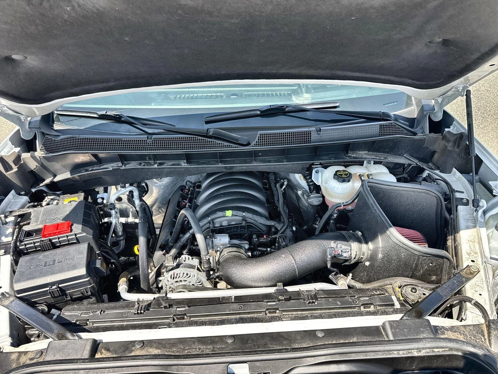 Certified Used 2025 Summit White Chevrolet RST image 29