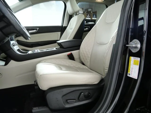 Used 2023 Black Ford Titanium image 17