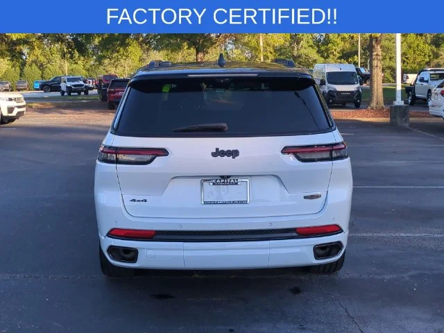 Used 2025 White Jeep Summit image 4