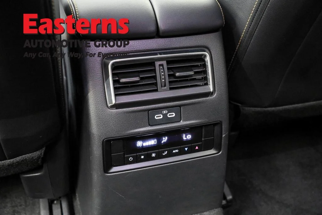 Used 2024 White Mazda Preferred image 22
