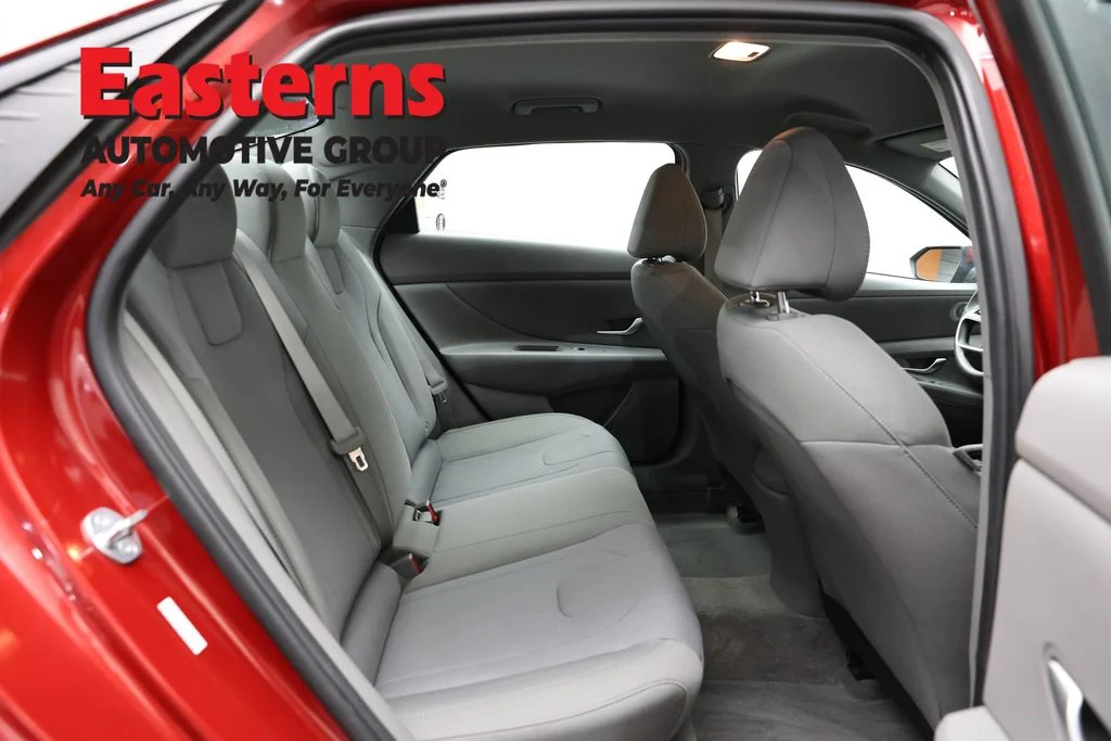 Used 2023 Red Hyundai SE image 23