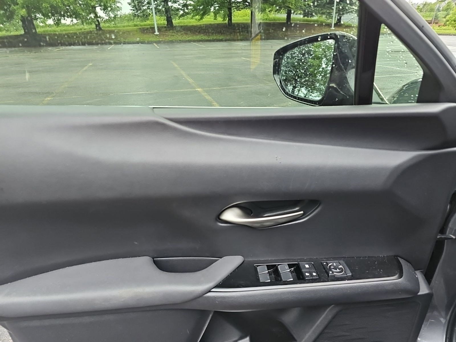 Used 2020 Gray Pearl Lexus UX 200 F SPORT image 19
