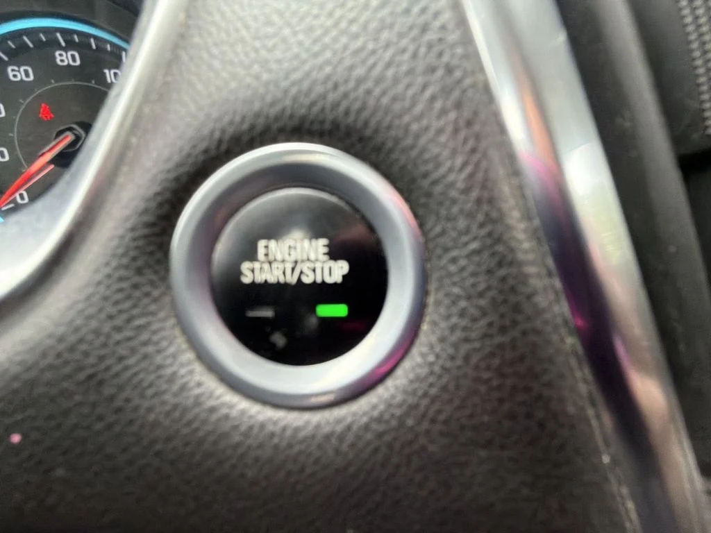 Used 2019  Chevrolet LT image 17