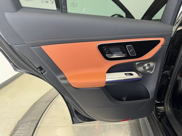 New 2026 Black Mercedes-Benz GLC 300 image 88