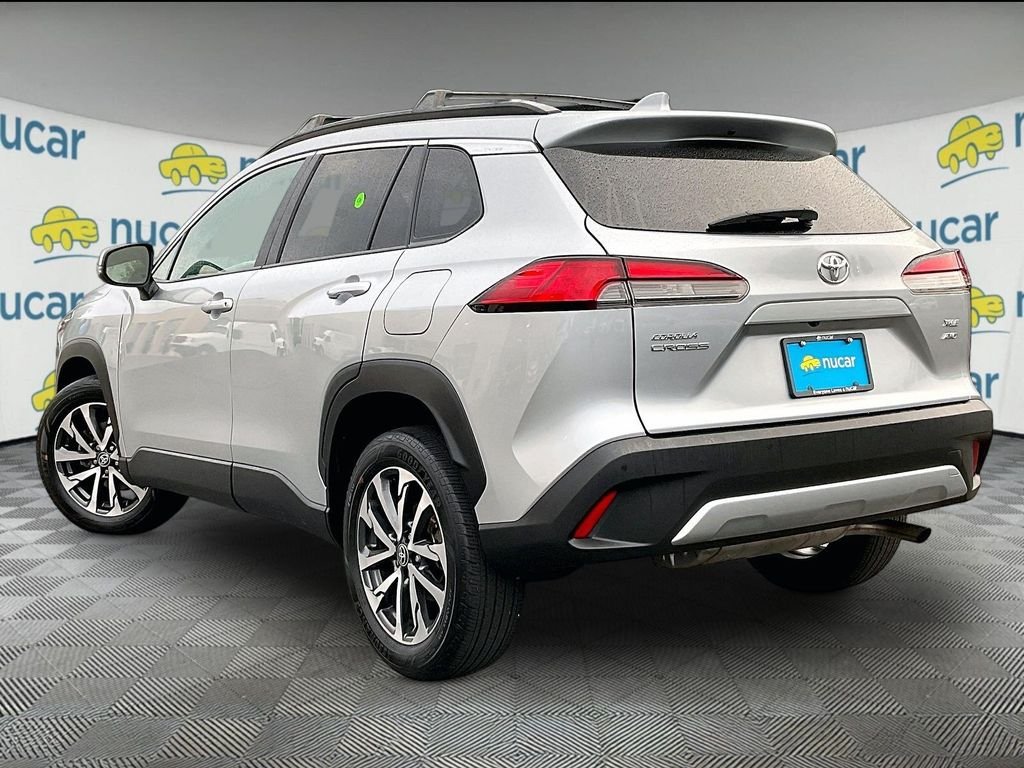 Used 2023 Silver Toyota XLE image 4