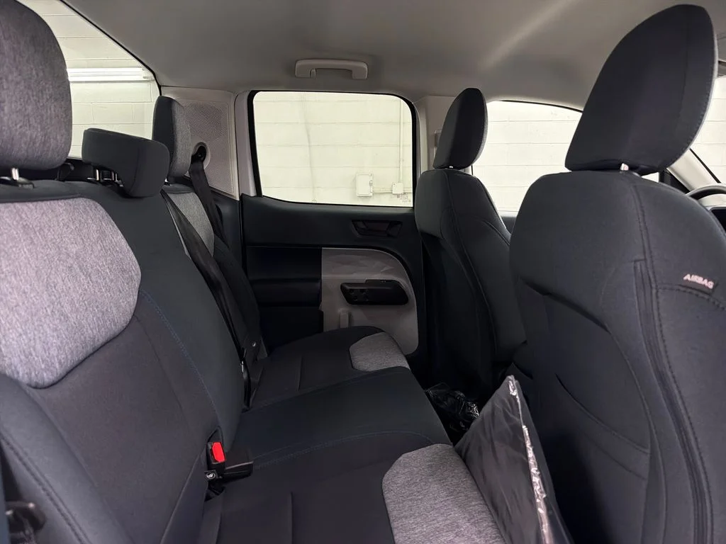 New 2026 White Ford XLT image 28