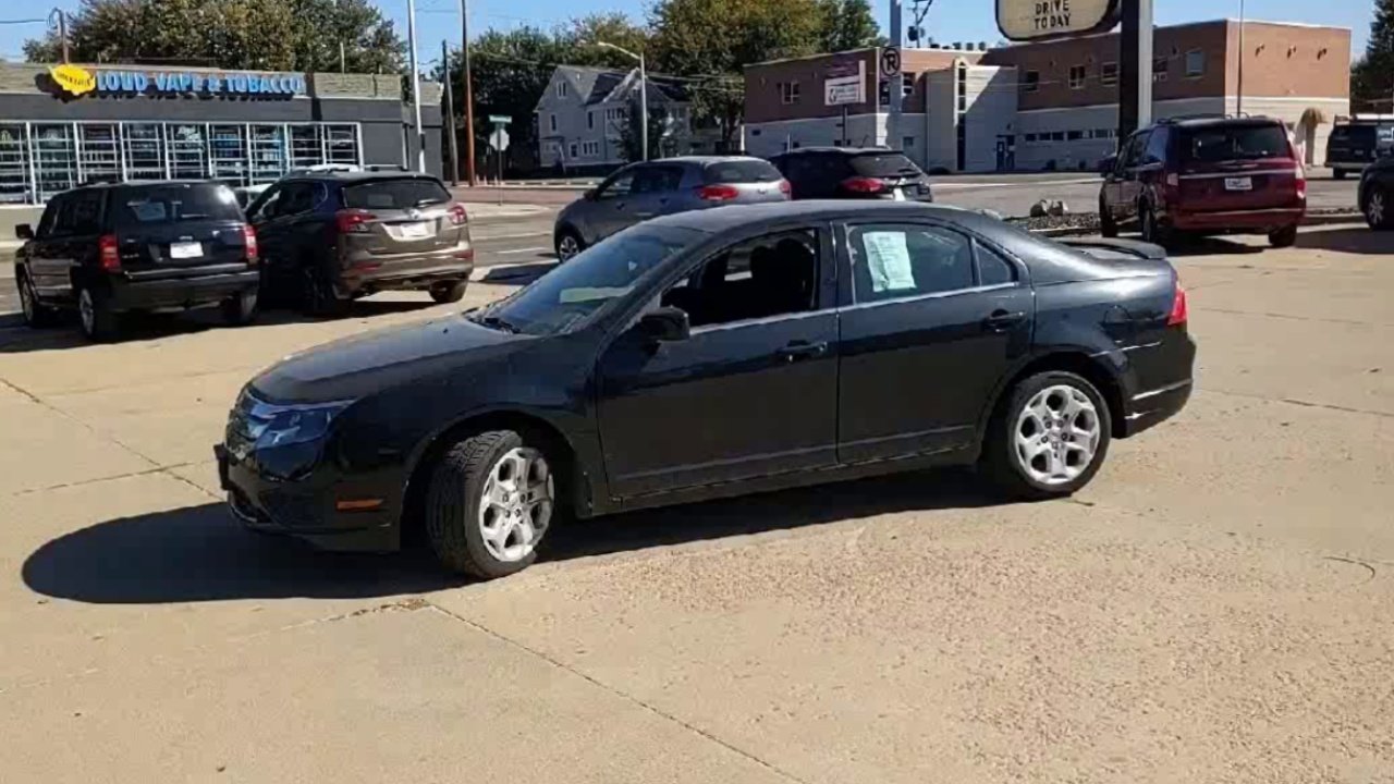 2010 Ford Fusion SE photo 4