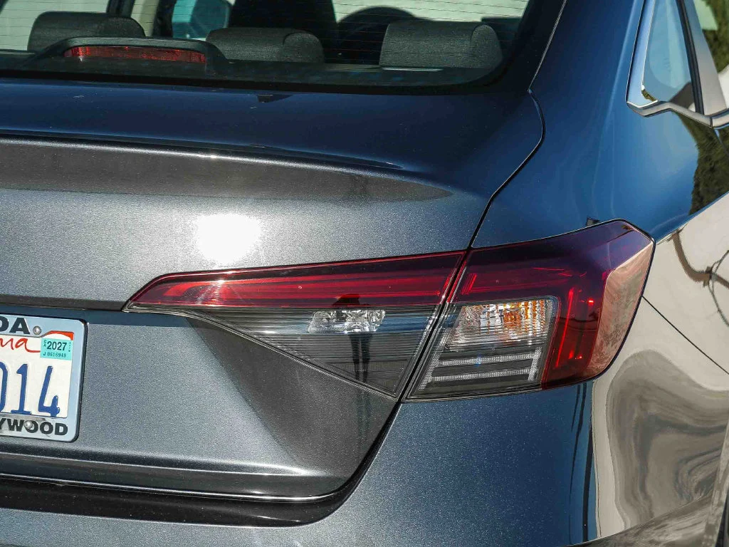 Certified Used 2025 Meteorite Gray Metallic Honda LX image 7