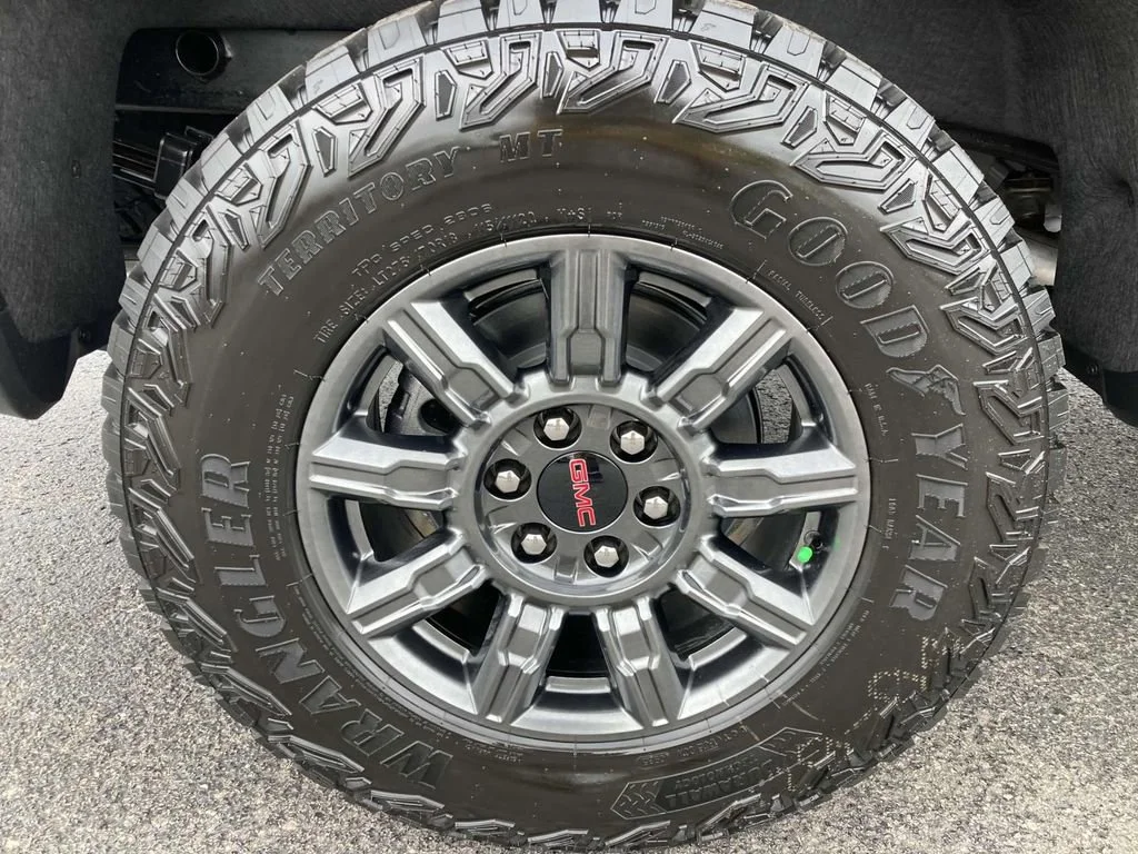 New 2025 Volcanic Red Tintcoat GMC AT4X image 10