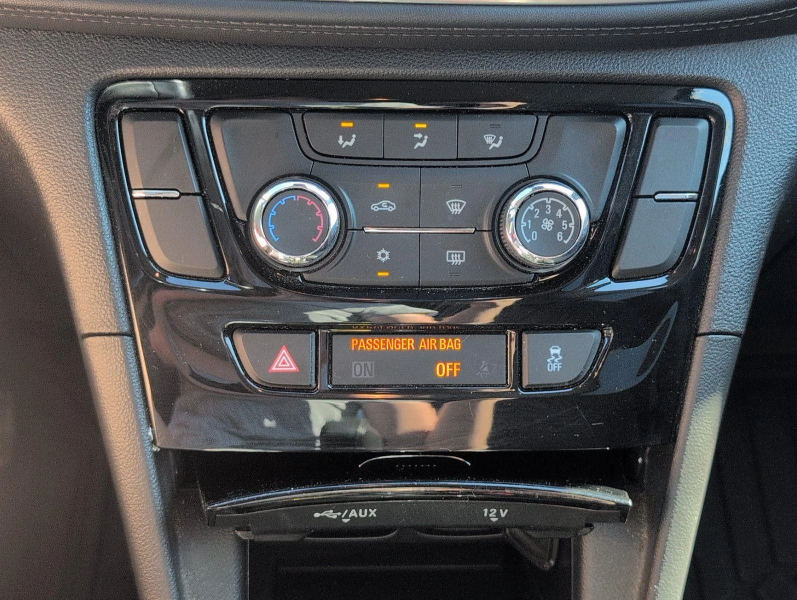 Used 2019 Includes (CM5) Black Carbon Metallic lower exterior accent color, Paint code W700S.) Buick Preferred image 24