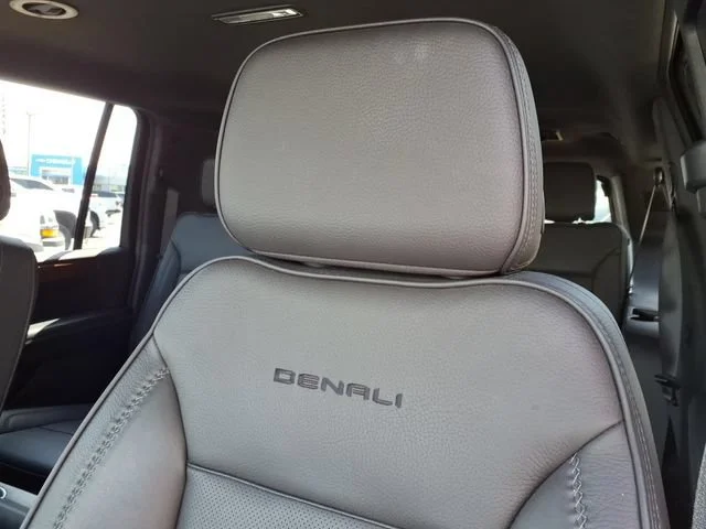 Used 2025 Summit White GMC Denali image 15