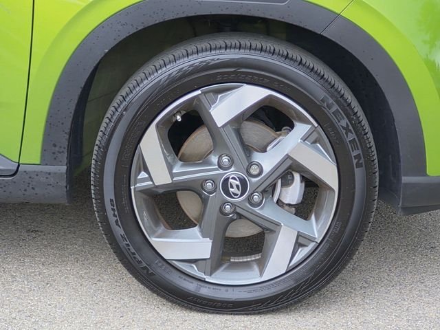 Certified Used 2023 Green Hyundai SEL image 9