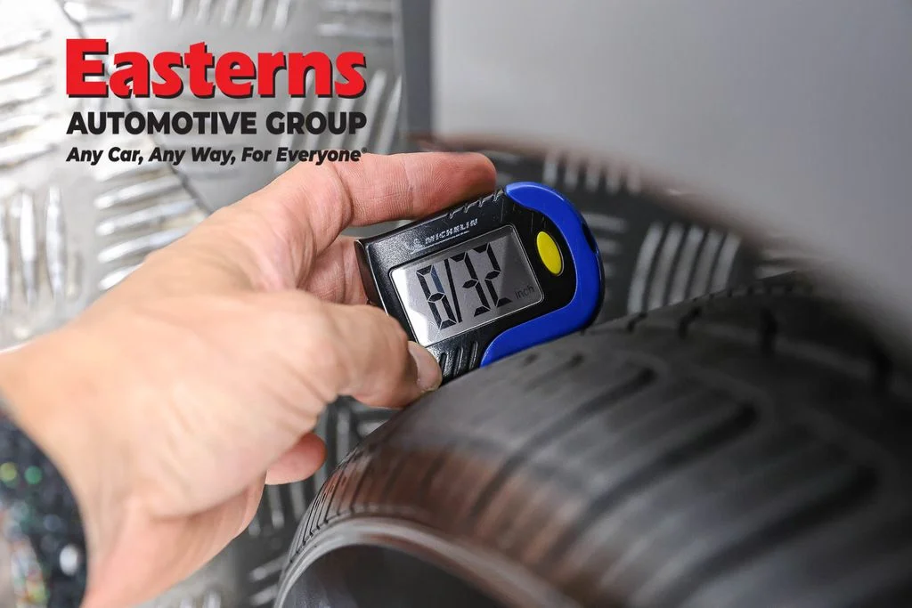 Used 2021 Gray Nissan SV image 27