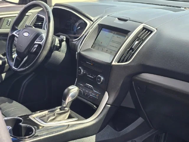 Used 2016 Blue Ford SEL image 8