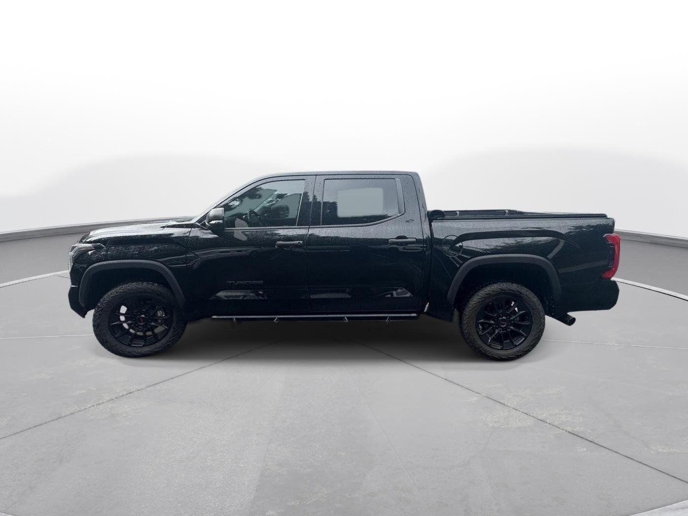 Used 2023 Midnight Black Metallic Toyota SR5 image 9