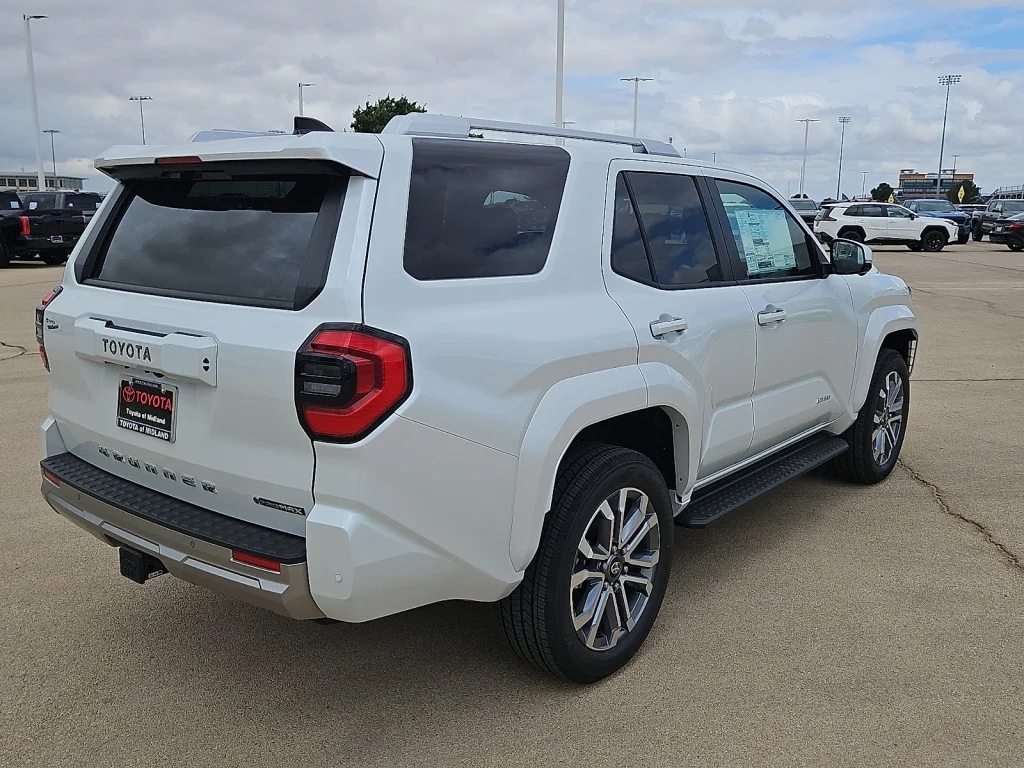 New 2026 Wind Chill Pear Toyota Limited image 3