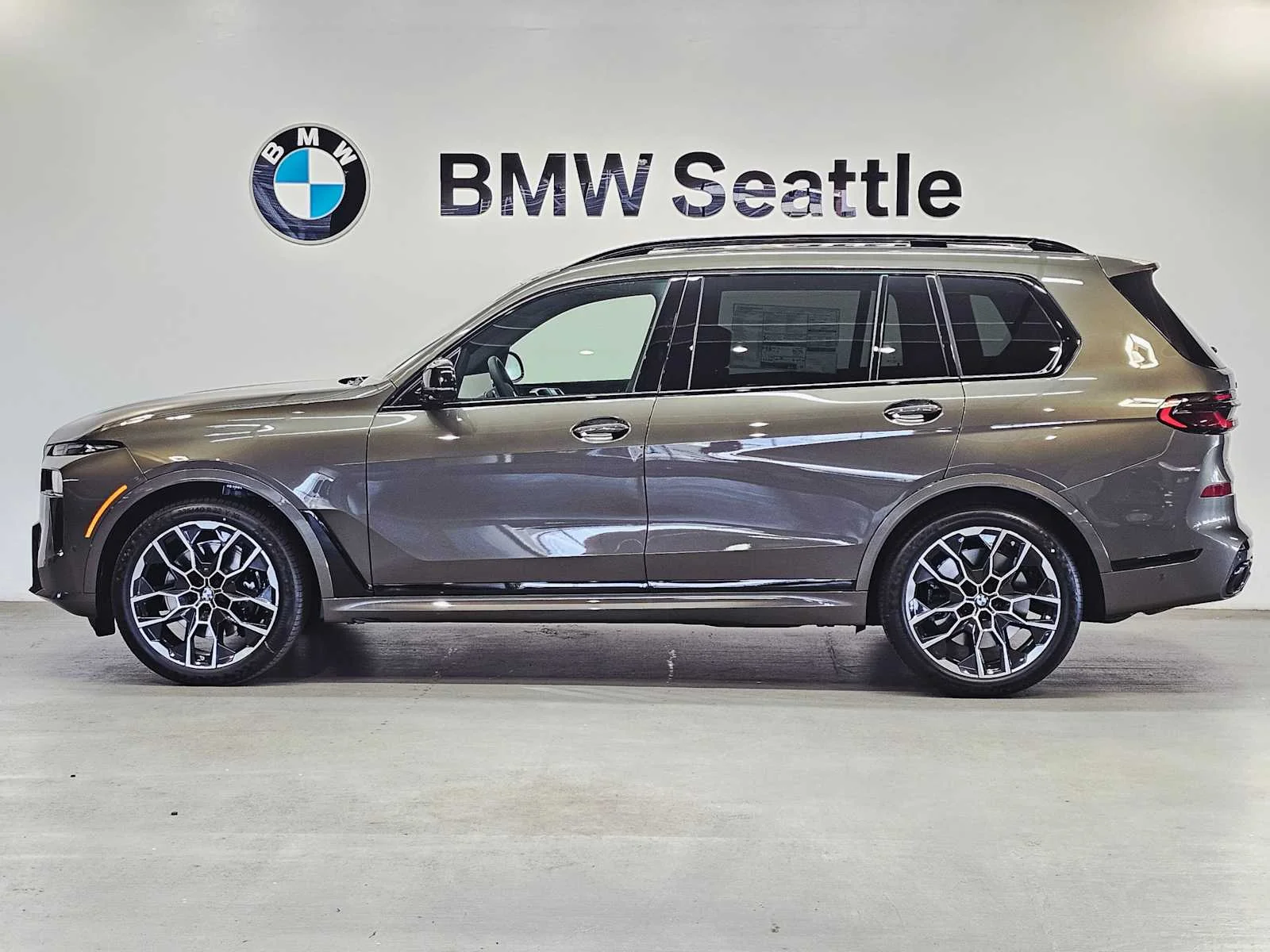 New 2026 BMW X7 M60i SUV in Seattle #T9123462 | BMW Seattle
