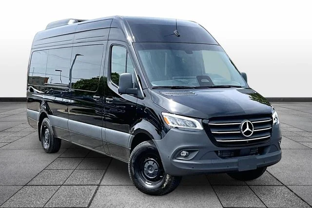 2025 Mercedes-Benz Sprinter 2500 170 WB HO High Roof's photo