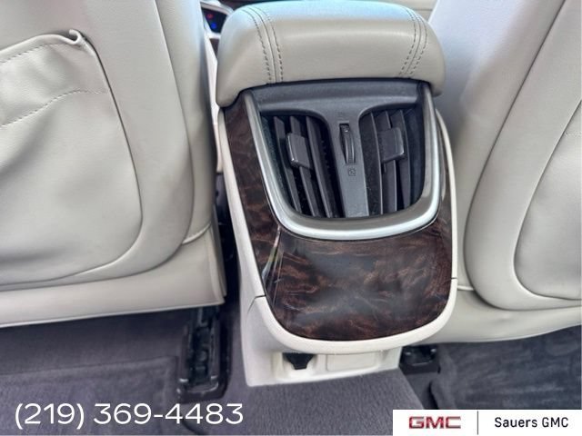 Used 2016 SPARKLING SILVER METALLIC Buick Base image 27