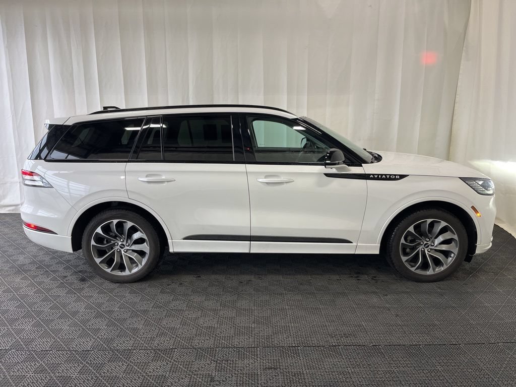 5LM5J6XC8SGL16853