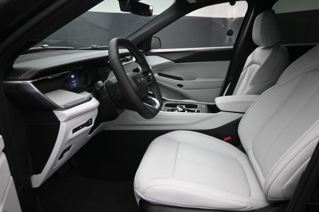 New 2026 Diamond Black Crystal Pearlcoat Jeep Limited image 13