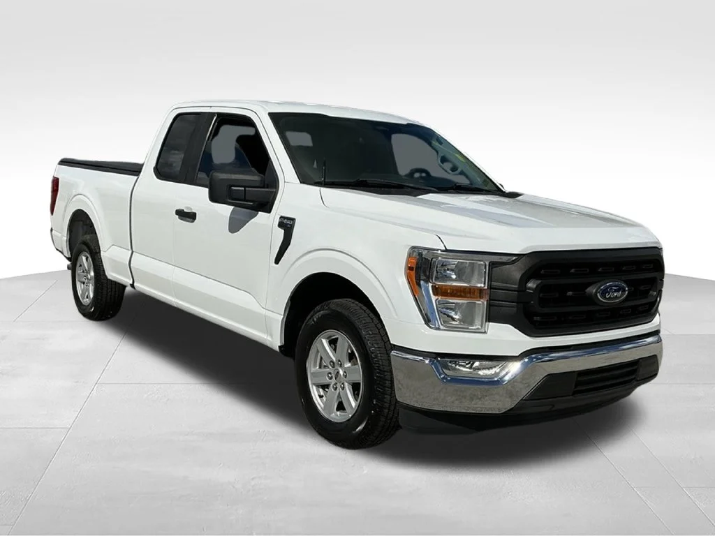 Used 2022 White Ford XL image 8