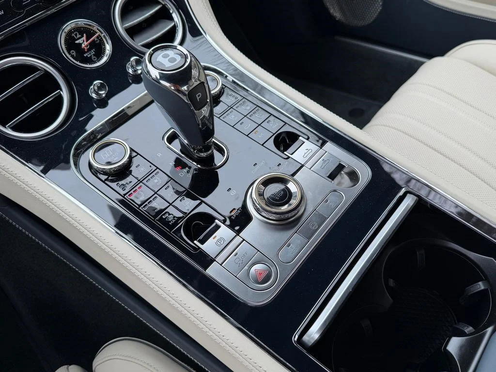 New 2026 Silver Bentley GT V8 image 32