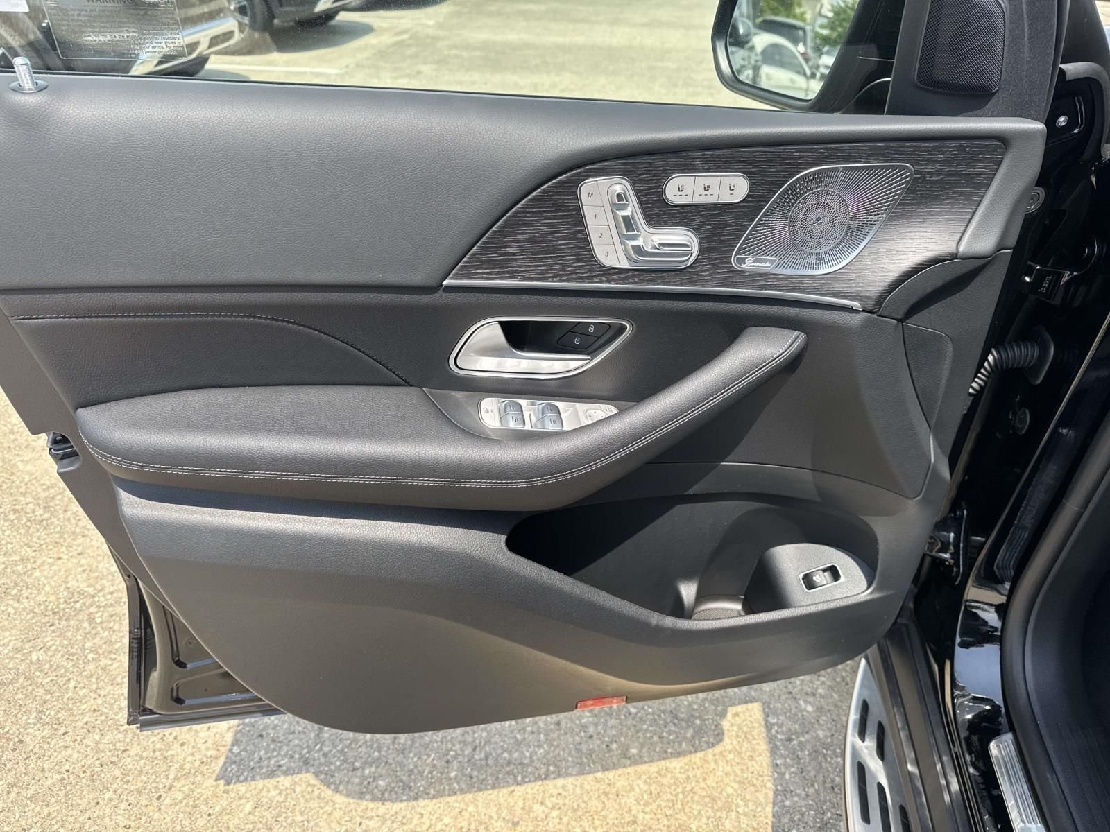 New 2026 Black Mercedes-Benz GLE 350 image 12
