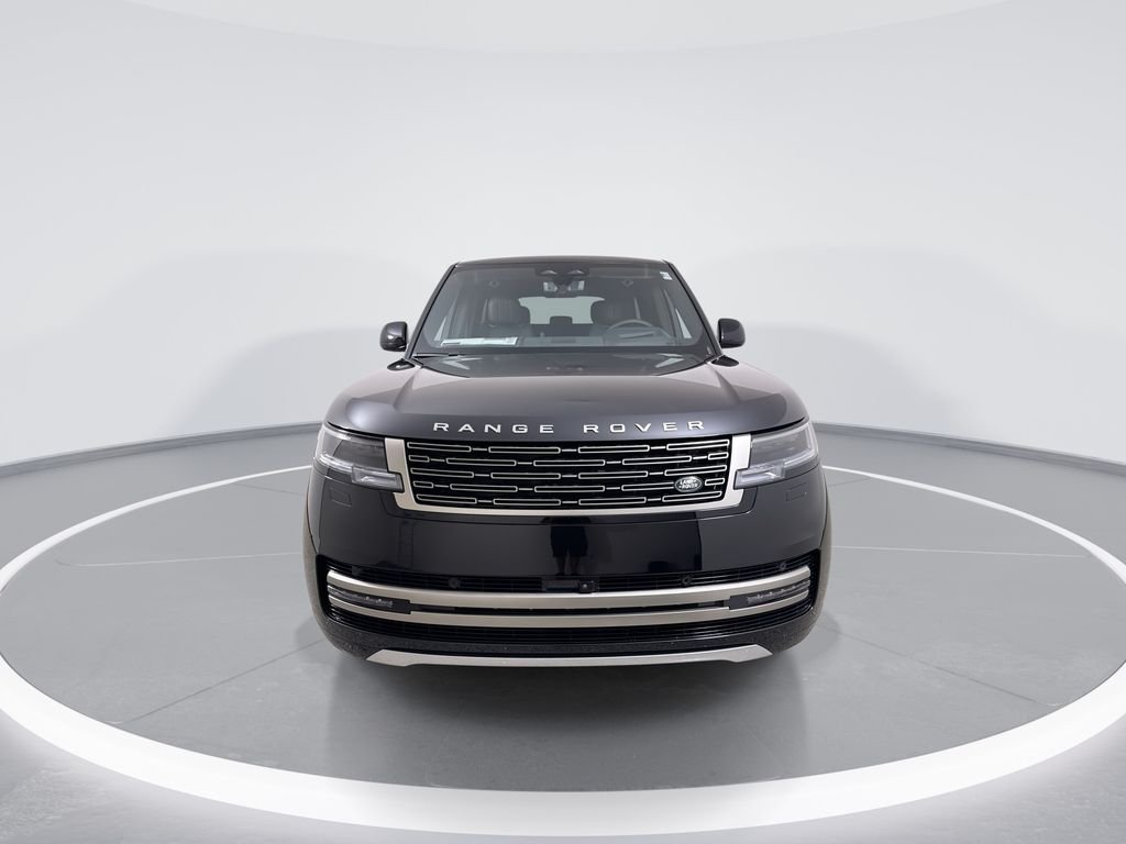 New 2026 SANTORN BLK MET Land Rover SE image 3
