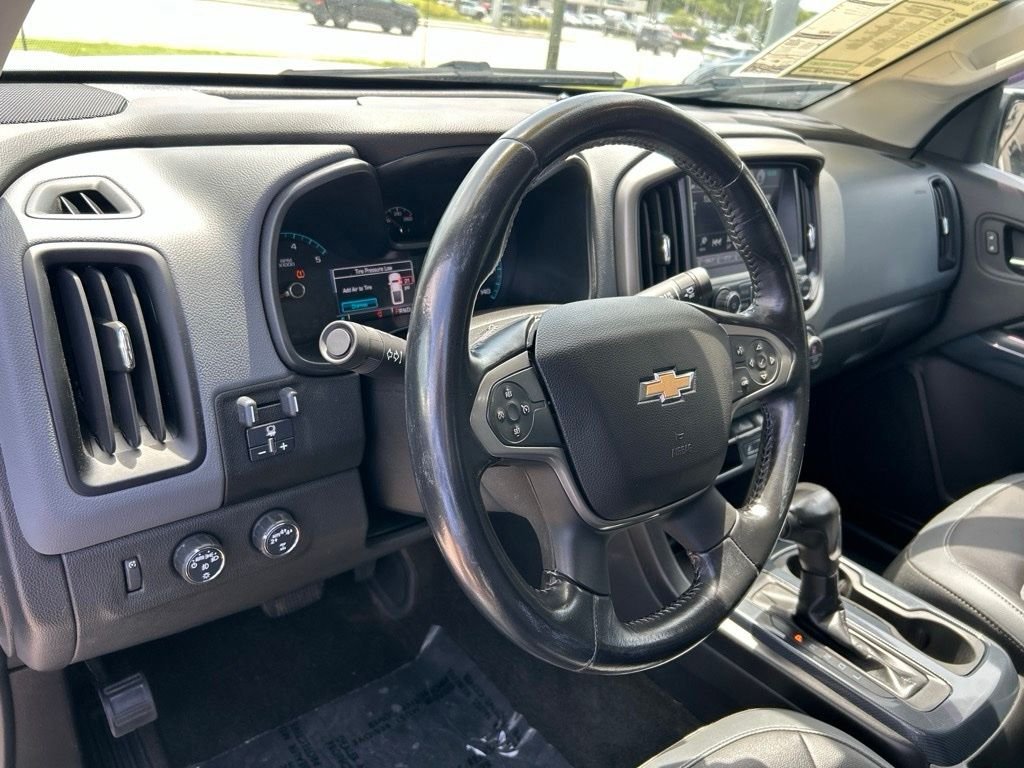 Used 2018 White Chevrolet Z71 image 22