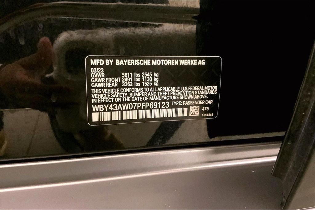 Used 2023 Black Sapphire Metallic BMW  image 30