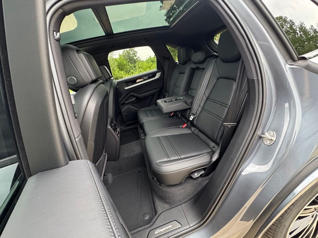 2026 Porsche Cayenne E-Hybrid - Photo 40