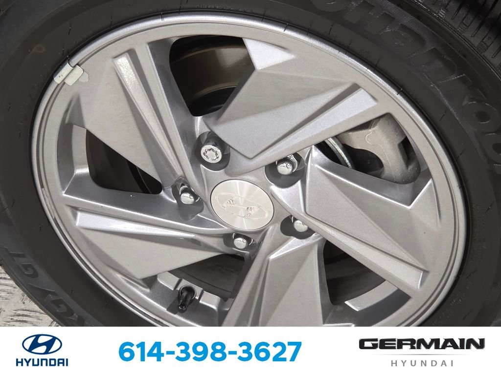 Used 2025 Gray Hyundai SE image 13
