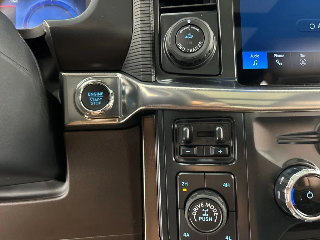 New 2026 Star White Metallic Tri-Coat Ford King Ranch® image 14