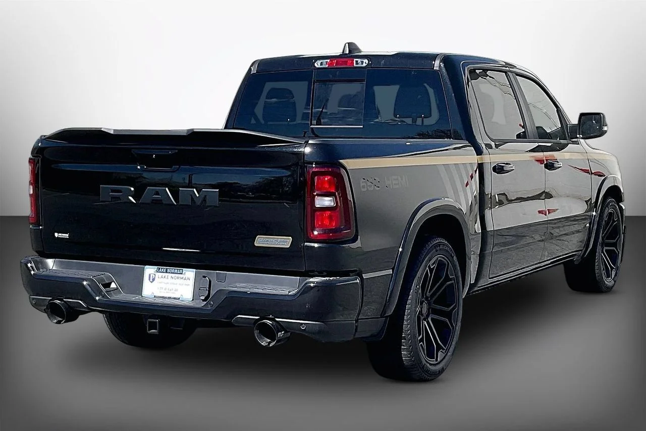 New 2026 Diamond Black Crystal Pearlcoat RAM Big Horn/Lone Star image 8