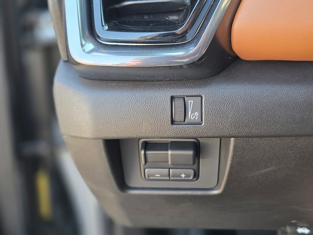 2025 GMC Canyon AT4 - Photo 37