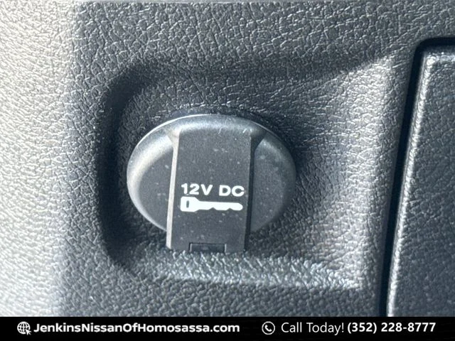 Used 2024 Black Ram SLT image 38