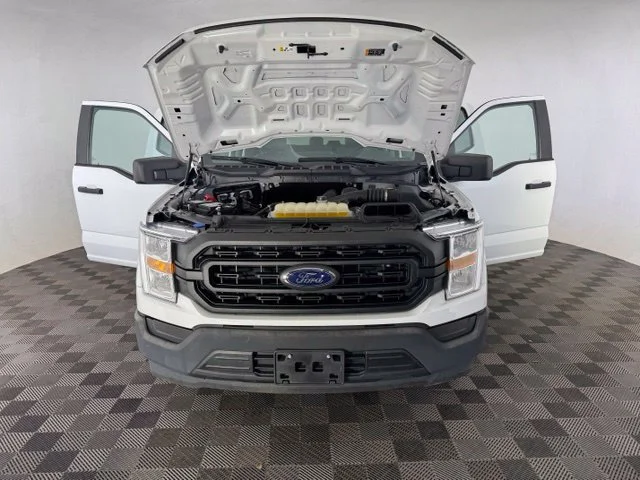 Used 2021 White Ford XL image 13