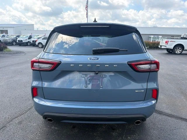 Used 2024 Vapor Blue Metallic Ford ST-Line Select image 3