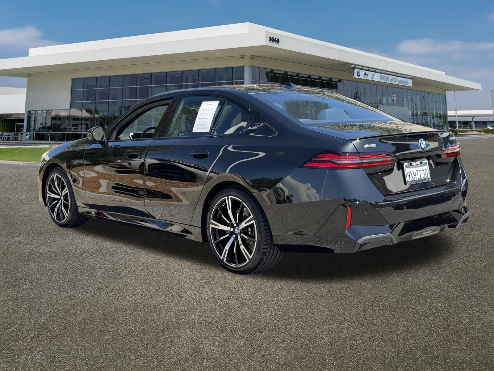 Used 2026 Black Sapphire Metallic BMW 530i xDrive image 7