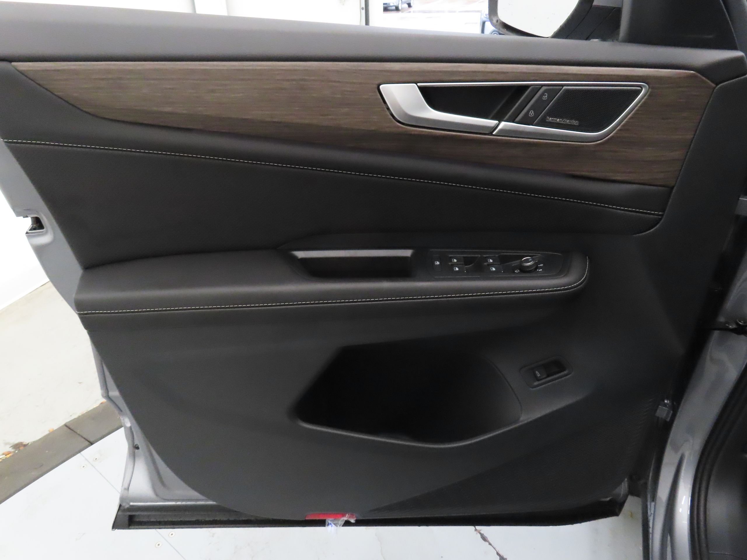 New 2026 Silver Volkswagen 2.0T SEL Premium R-Line image 10