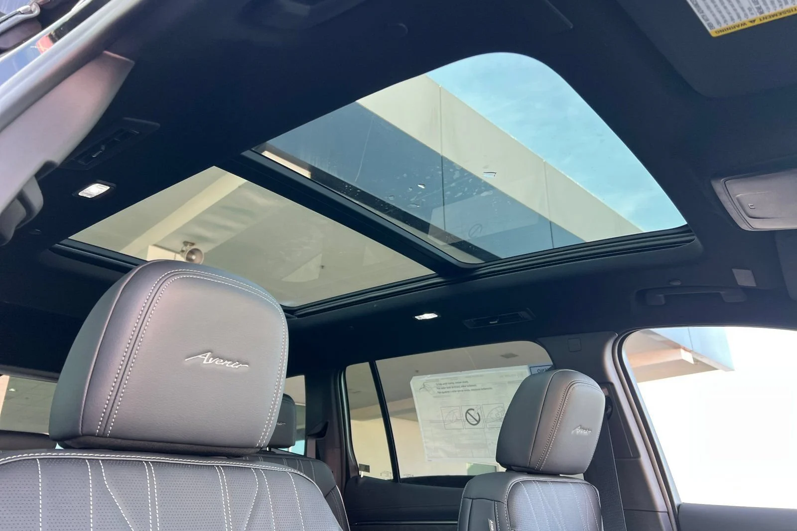 2026 Buick Enclave Avenir - Photo 16