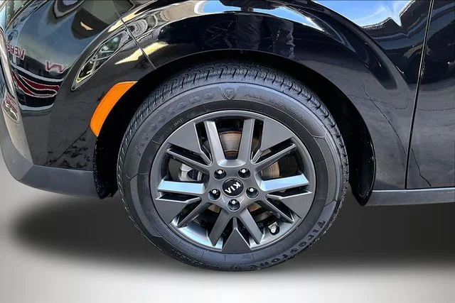 Used 2021 Black Kia EX image 29