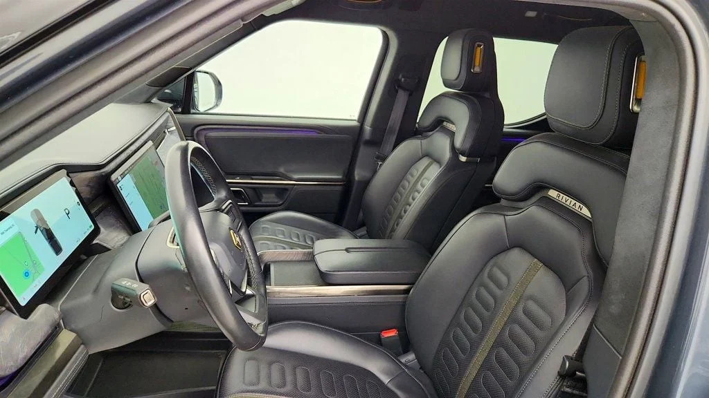Used 2022 El Cap Granite Rivian Adventure Package AWD image 19