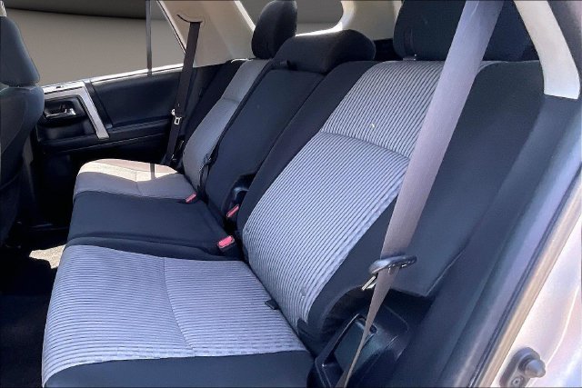 Used 2020 Silver Toyota SR5 image 23