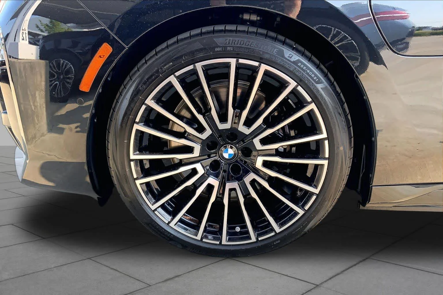 New 2026 Black Sapphire Metallic BMW 750e xDrive image 12