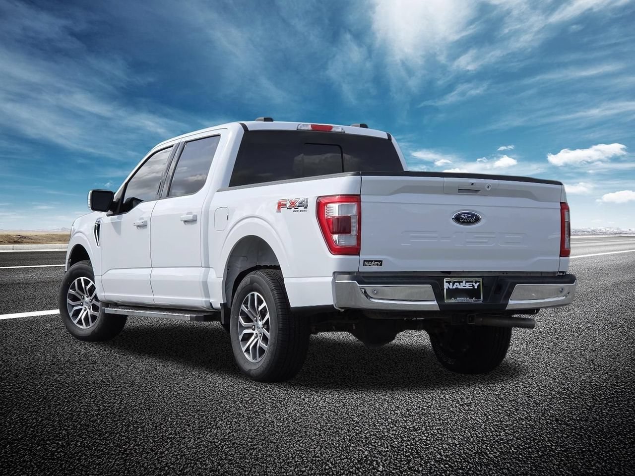 Used 2022 White Ford XL image 19