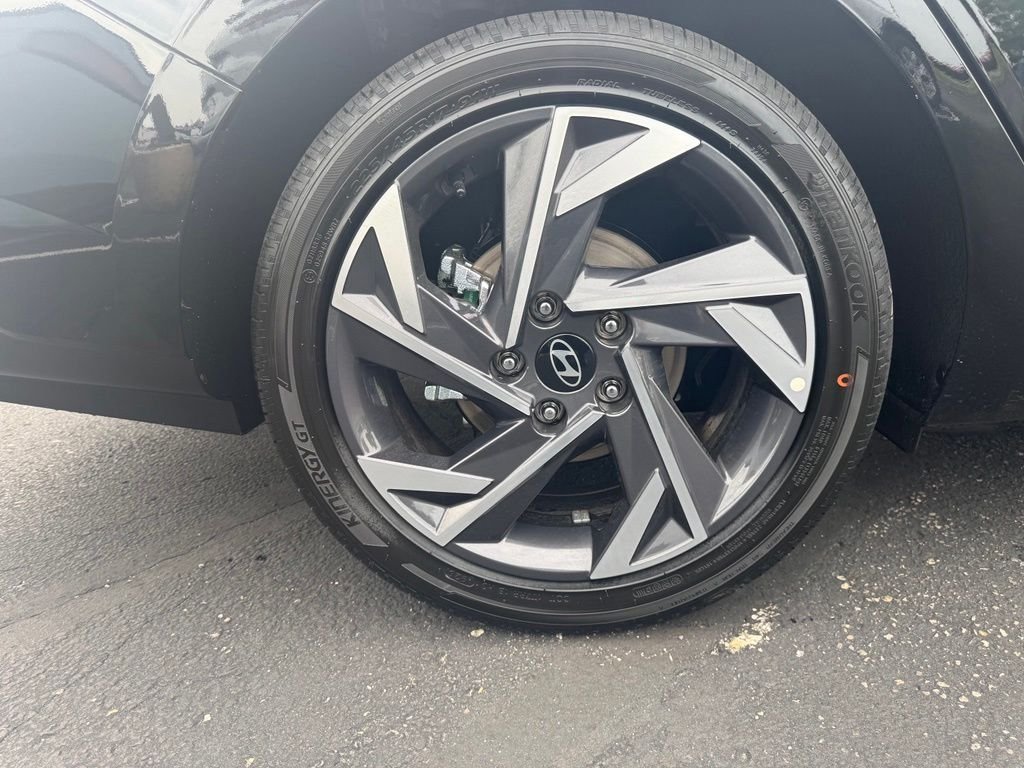 New 2026 Abyss Black Hyundai Limited image 30