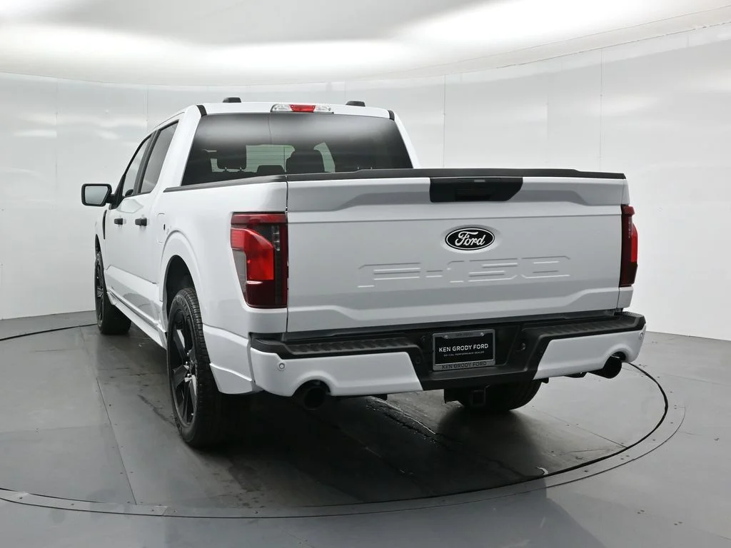 New 2026 Oxford White Ford STX image 22